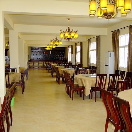 Lanting Yipin Hotel Shangri-La Exterior photo